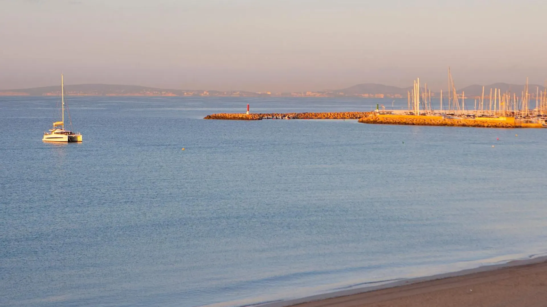 **** Lägenhetshotell Fergus Style Palma Beach (Adults Only) Can Pastilla  Spanien